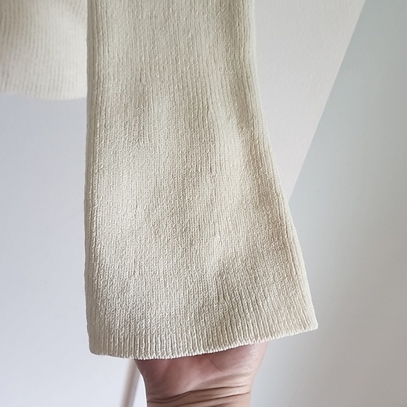 NWT Madewell flare sleeve v neck sweater size XXS in ivory color - Picture 7 of 9